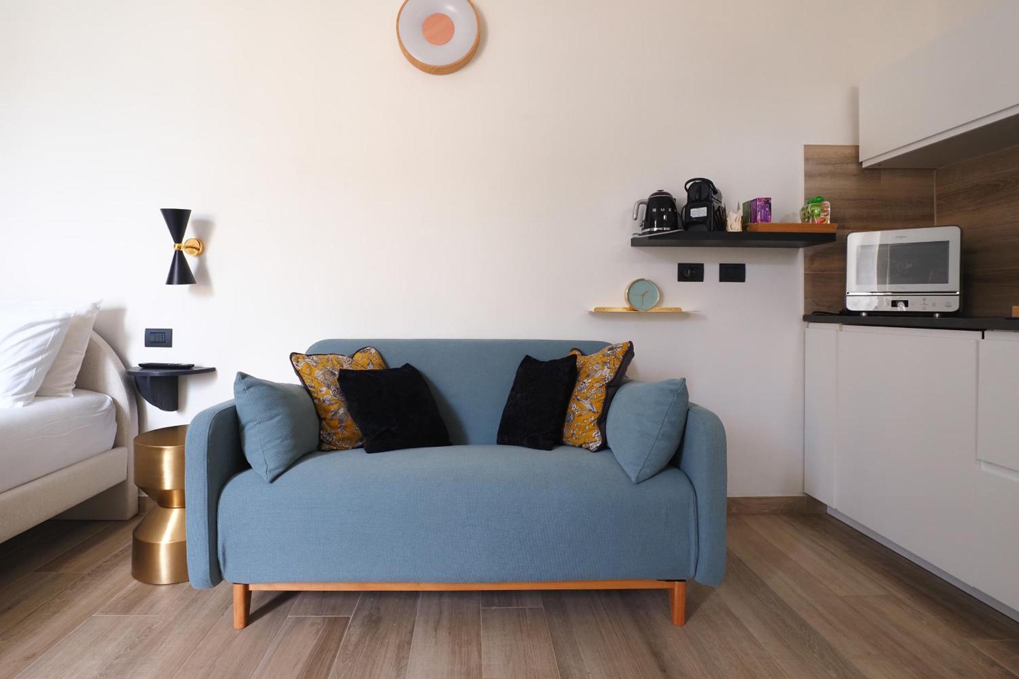Charming Studio In The Heart Of China Town Милано Екстериор снимка